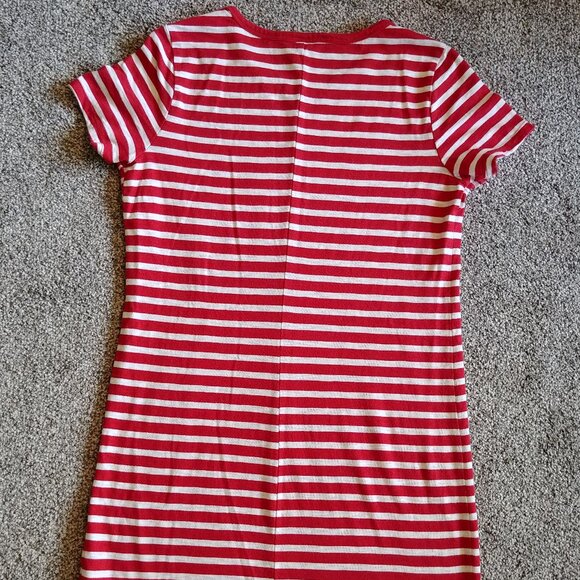 Nice Pre-Owned OLD NAVY Red/ White T-shirt Dress, Size Medium. Machine Washable. - Picture 6 of 11